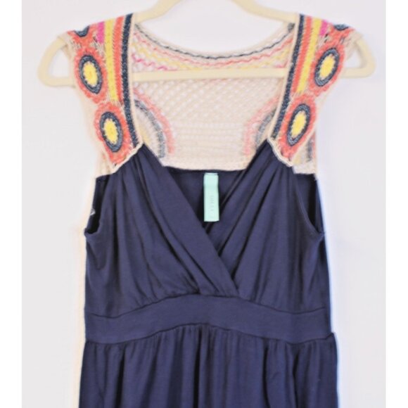 Gilli Crochet Top Maxi Dress Sz Large Navy Blue Sleeveless V-Neck Elastic Waist - Picture 2 of 10